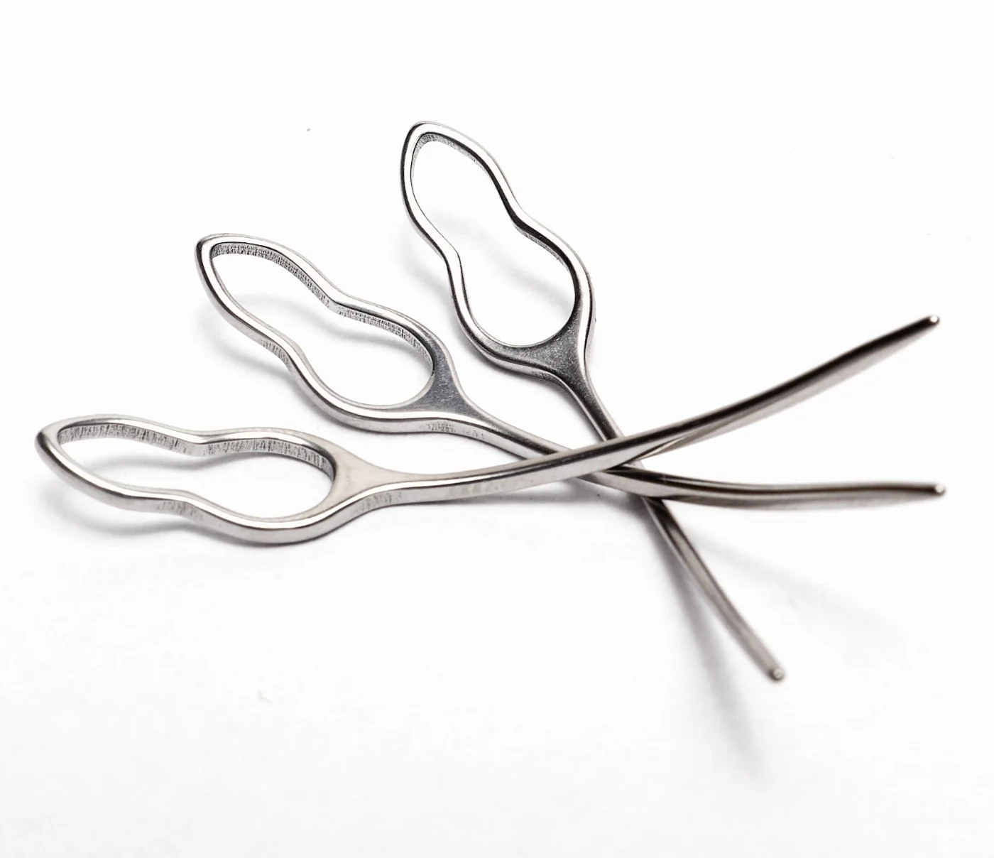 Loc tools and accessories handcrafted by Natural Dreadlocks
